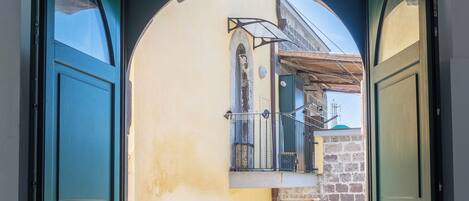 Standard-Apartment, 2 Schlafzimmer, Erdgeschoss (Leucosia) | Wohnbereich