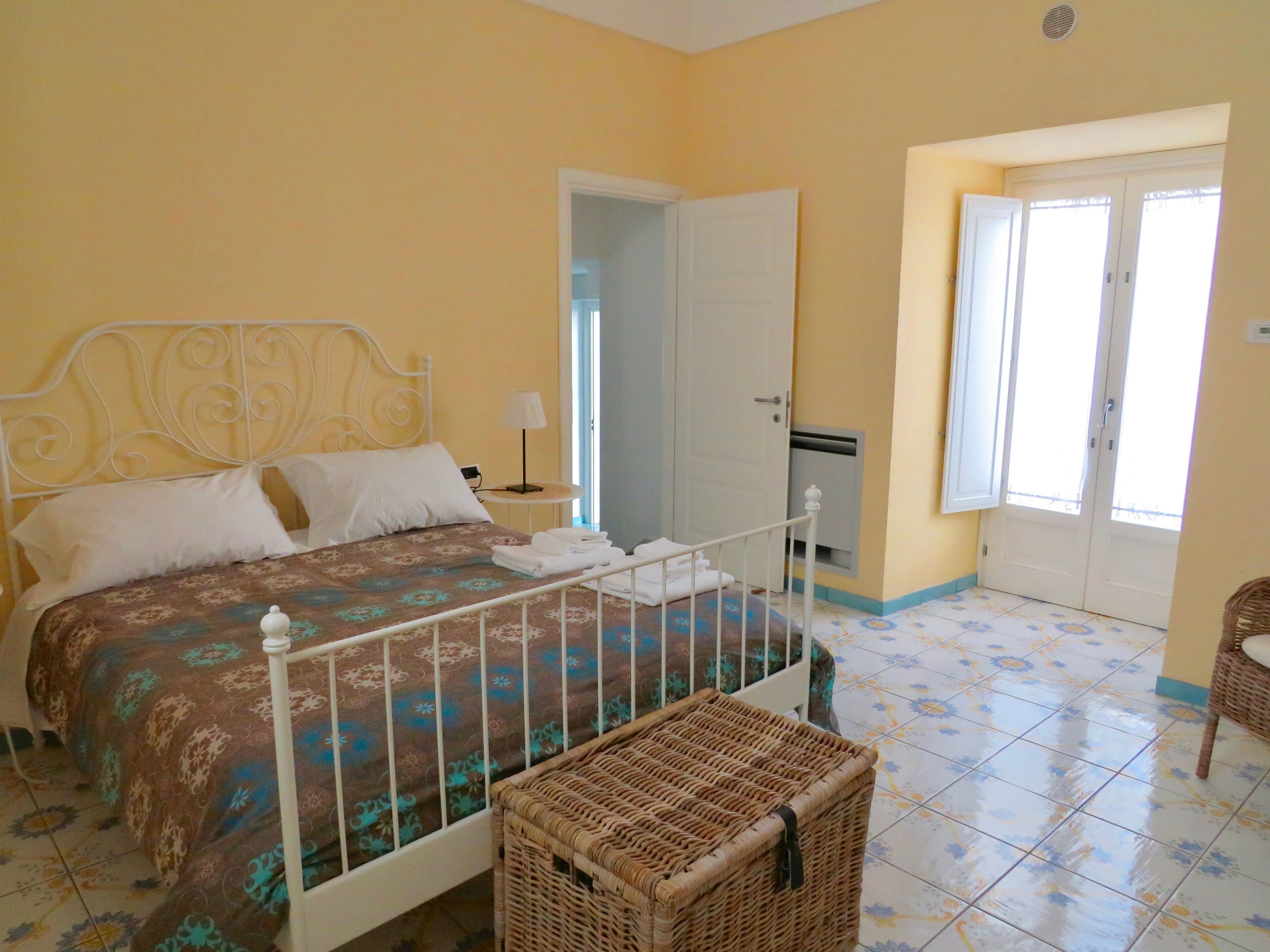 Standard Apartment, 2 Bedrooms, Ground Floor (Leucosia) | Blackout drapes, soundproofing, iron/ironing board, free WiFi