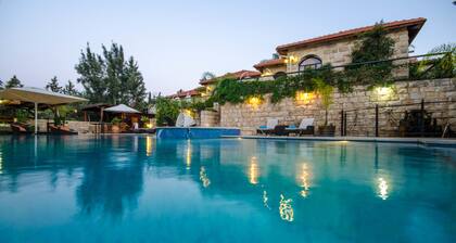 Renaissance Estate