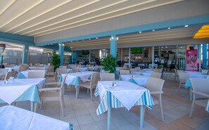 Reception - Aktypis Deluxe Studios (Zakynthos)