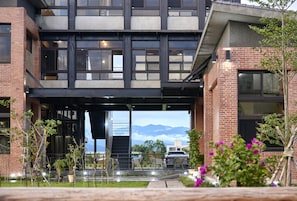 Garden - Enjoy Sanheyuan (Sanxing)