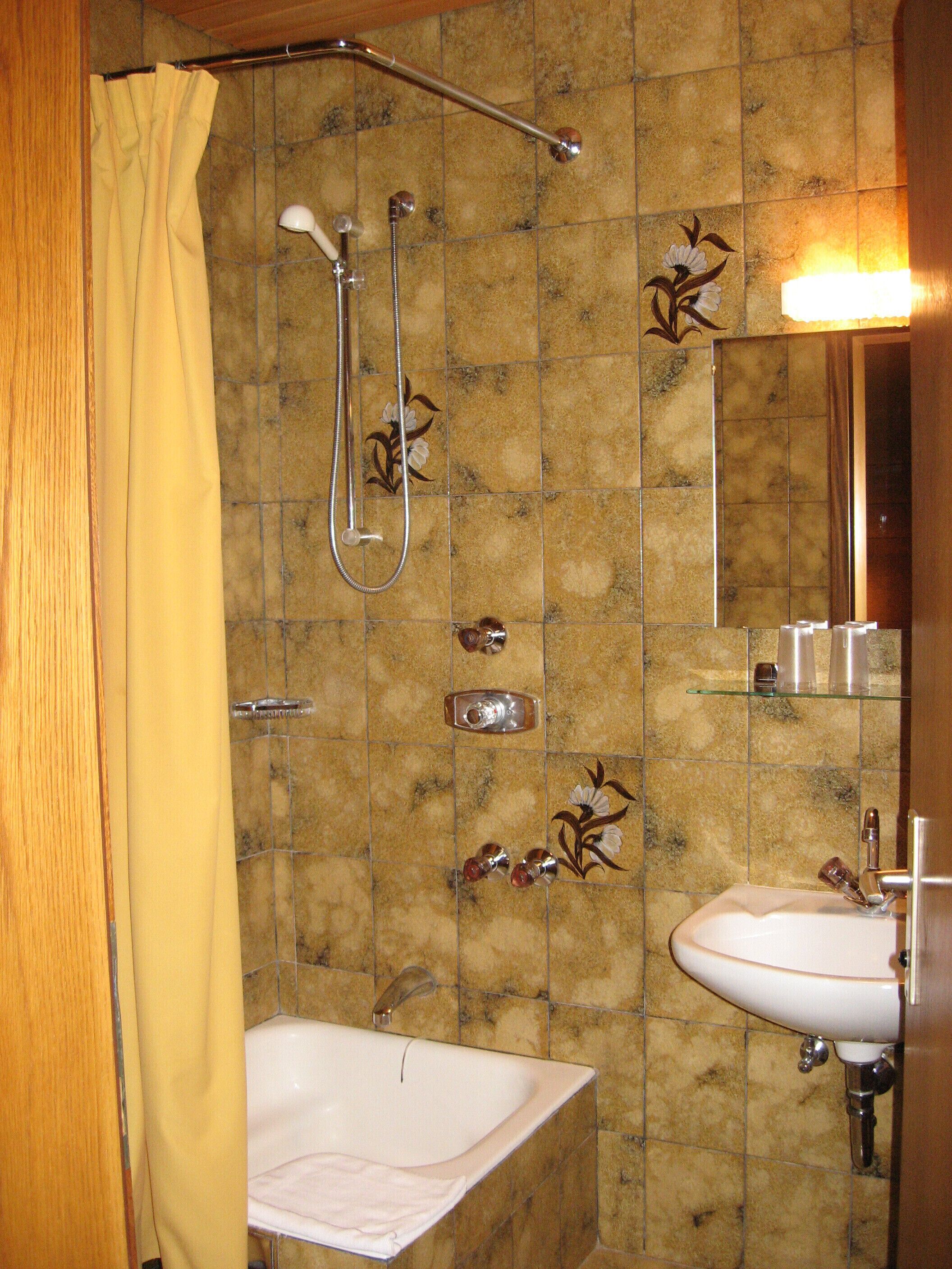 double room, annex building (haus erika) | bathroom | hair dryer, towels, soap, toilet paper