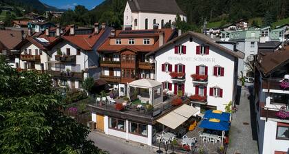 Hotel Schuster
