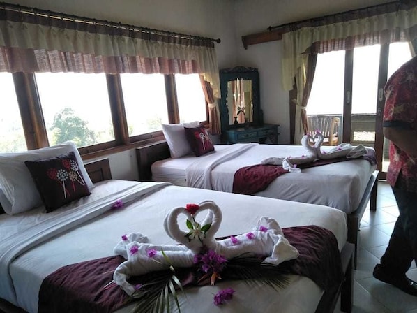 Superior Twin Room | Rollaway beds, free WiFi