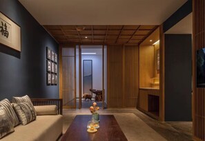 Schreibtisch, Verdunkelungsvorhänge, Babybetten, Zustellbetten