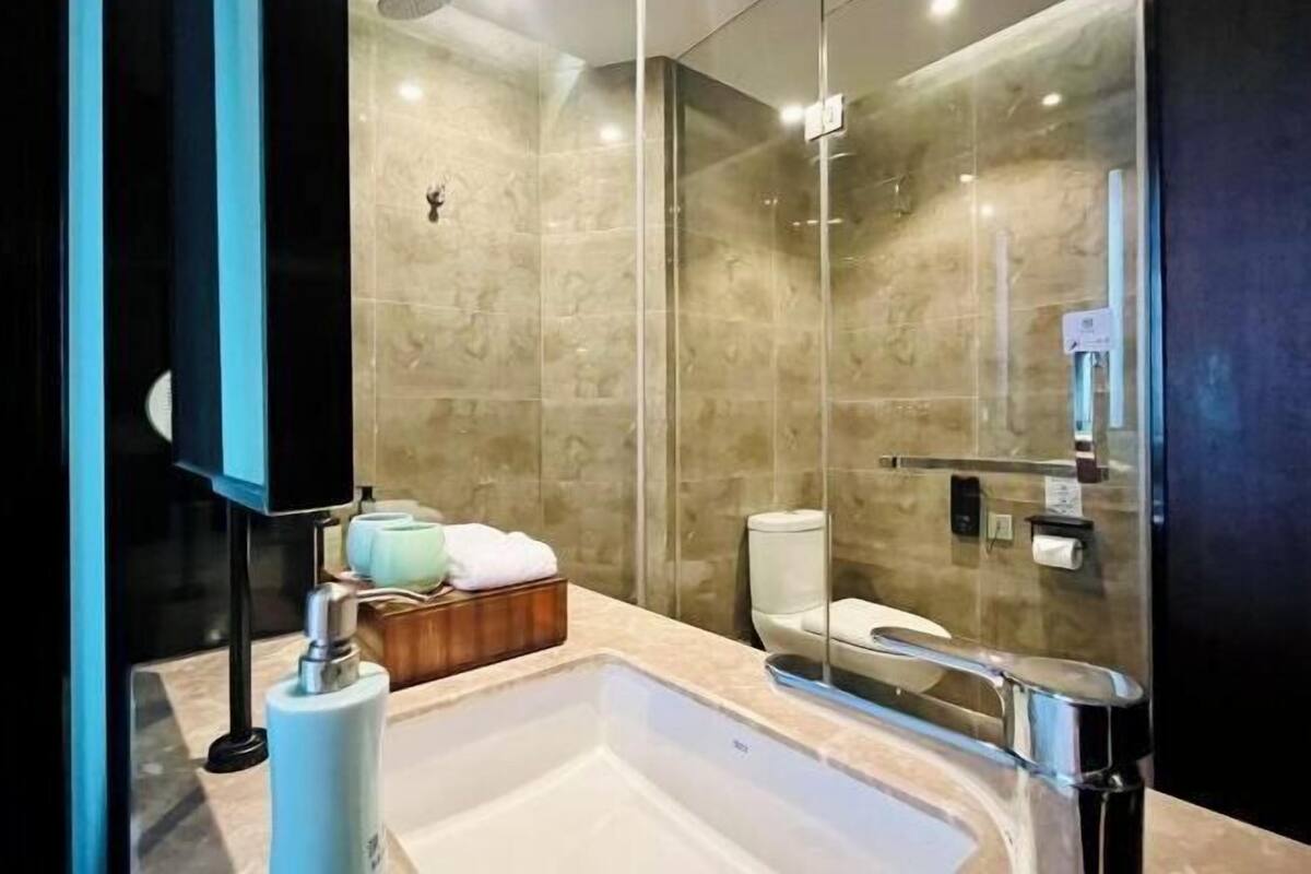 Desk, blackout curtains, cots/infant beds, rollaway beds