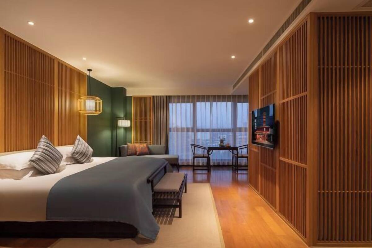 Desk, blackout curtains, cots/infant beds, rollaway beds