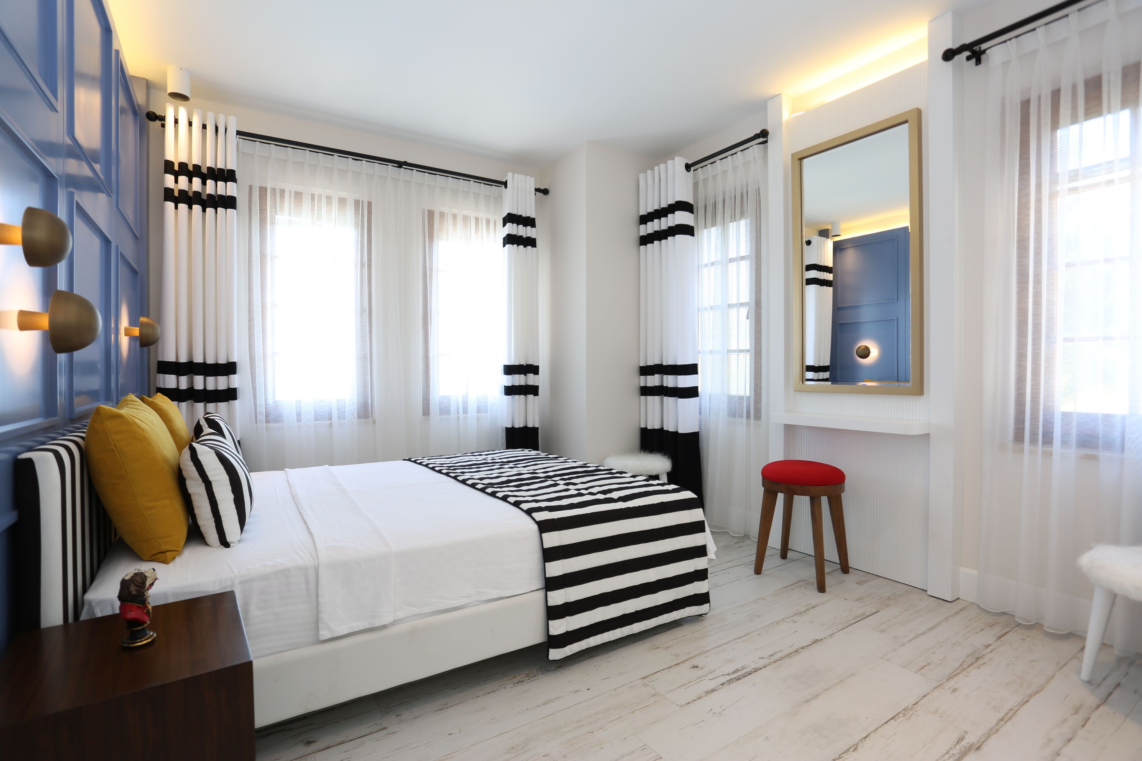 尊荣公寓, 海景 | 高档床上用品、客房内保险箱、特色装修、办公桌