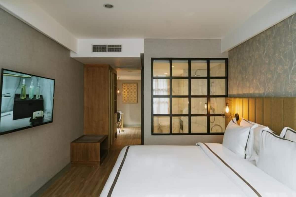 1 Schlafzimmer, hochwertige Bettwaren, kostenlose Minibar, Zimmersafe