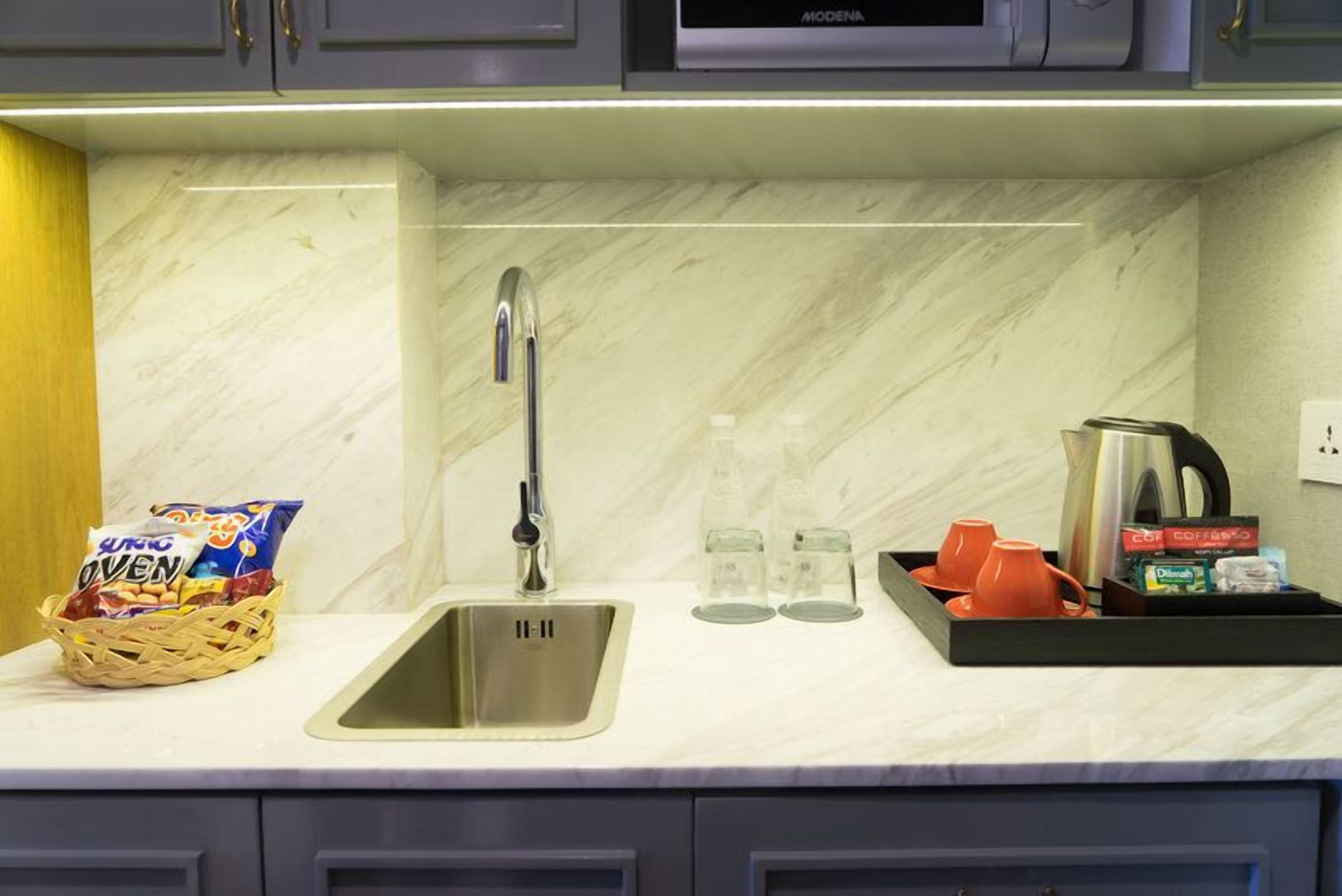 premium bedding, free minibar, in-room safe, blackout curtains