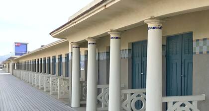 Appartement familial avec toit et Ă quelques minutes de la plage.