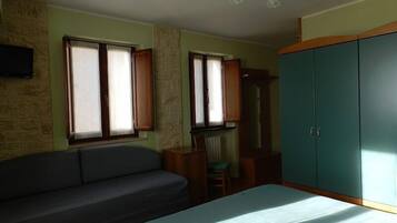 Chambre Triple, plusieurs lits, vue montagne