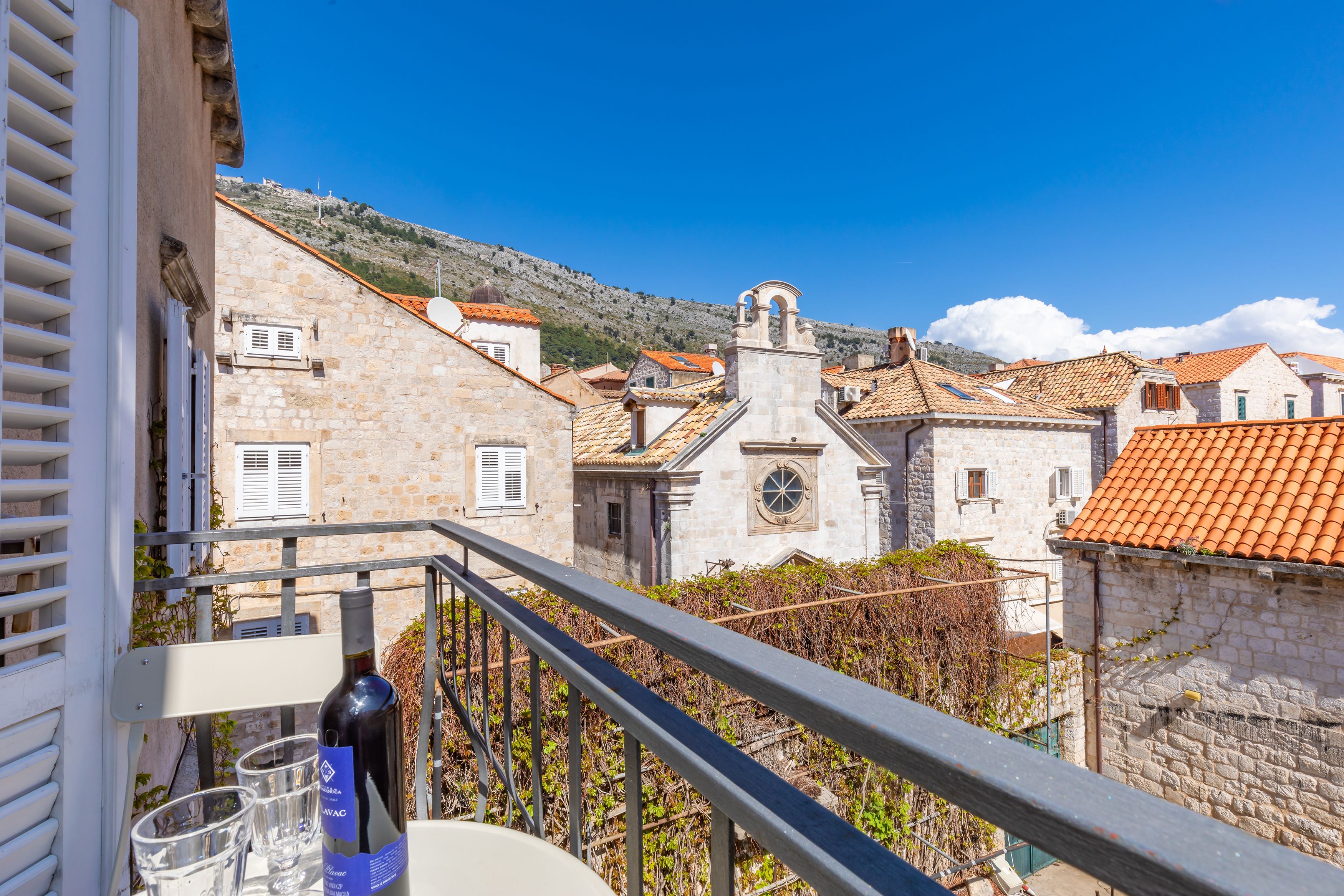 Standard Apartment | Terrace/patio