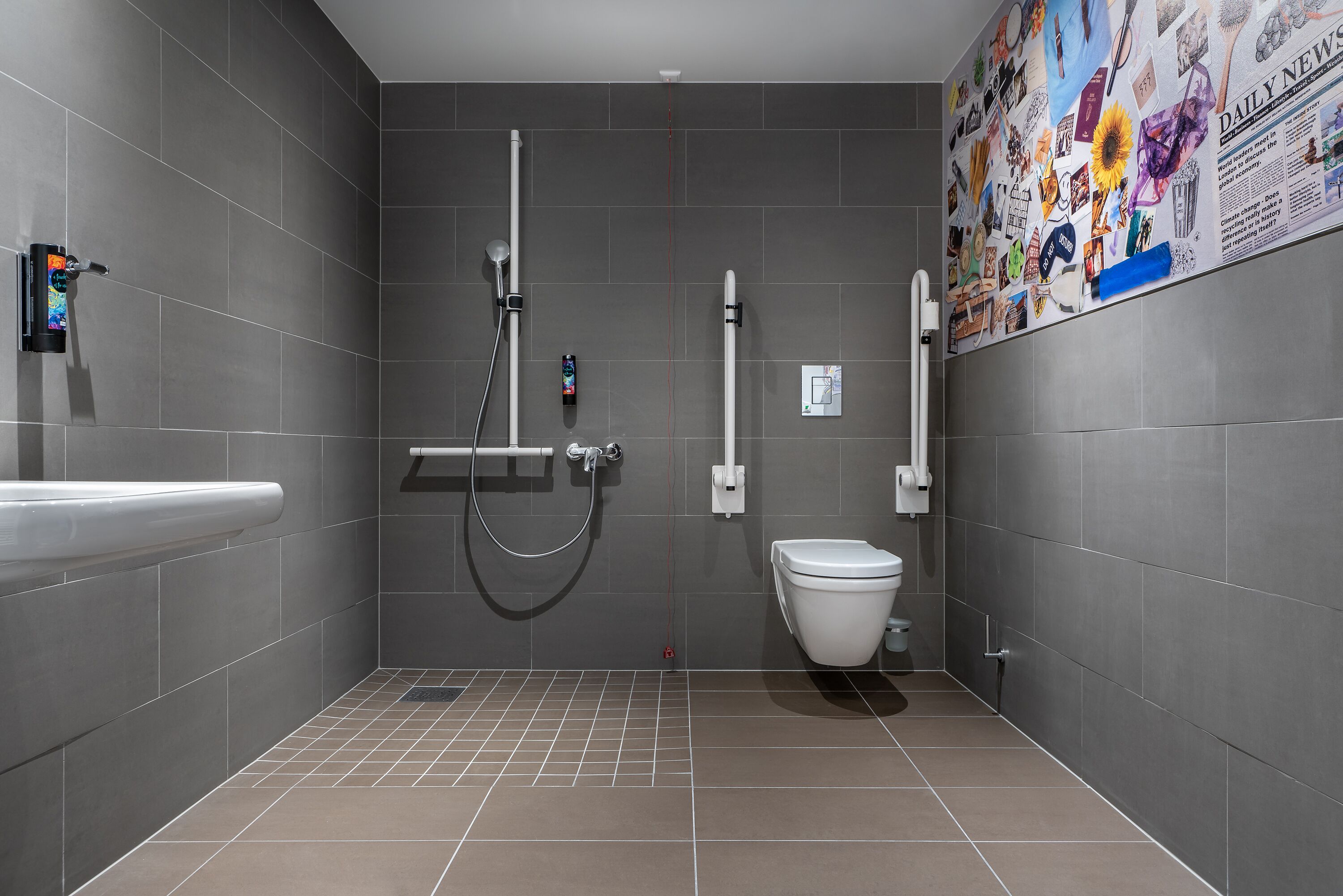 shower, free toiletries, towels