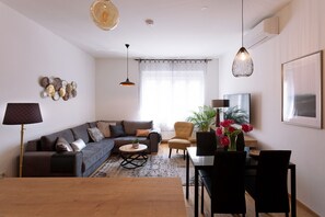 Standard Apartment | Living area | Flat-screen TV - Apartment Gatsby (Zagreb)