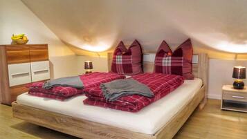 6 Schlafzimmer, Bügeleisen/Bügelbrett, Reisekinderbett, WLAN