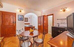 Departamento | Área de sala de estar | Televisión de pantalla plana 