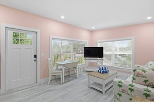 50-inch Smart TV with cable channels, TV, Netflix