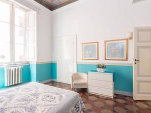 Apartment, 2 Bedrooms, Terrace | 2 bedrooms, bed sheets