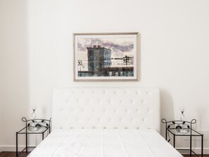 Departamento (4 Bedrooms) | 4 habitaciones, escritorio, tabla de planchar con plancha y wifi gratis 
