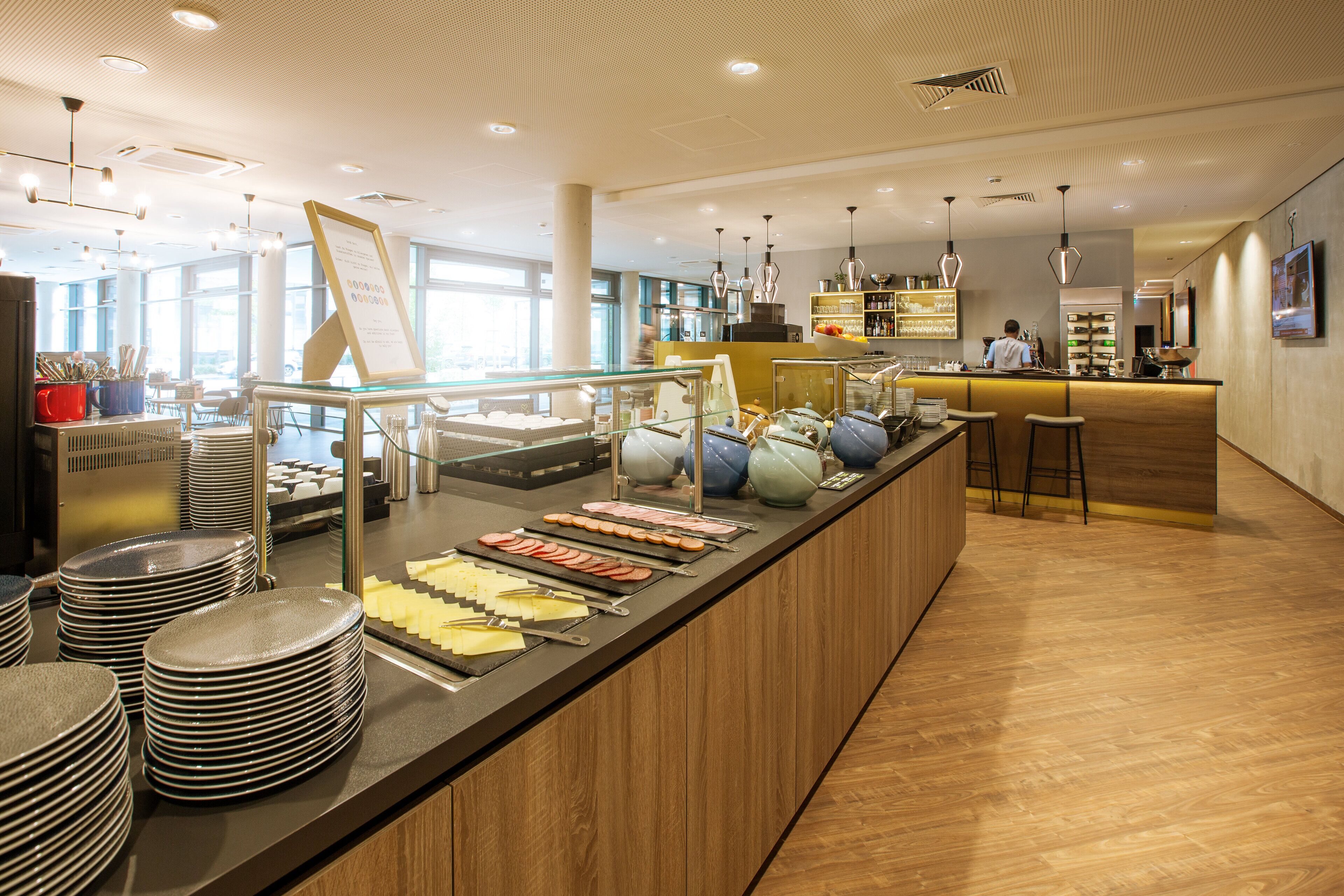 Päivittäinen buffetaamiainen (17.00 EUR per henkilö)