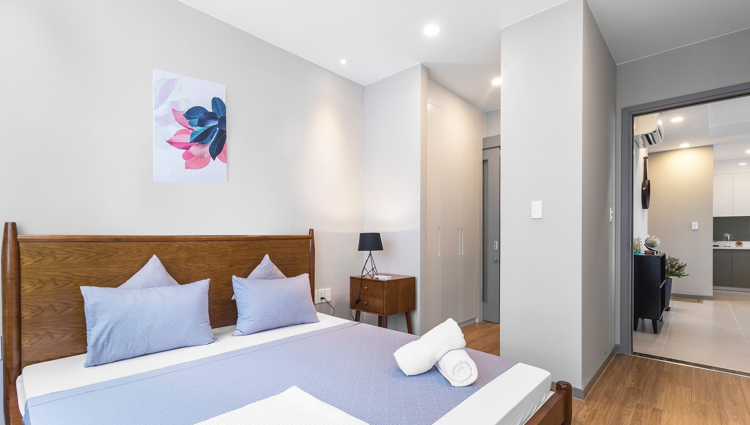 deluxe apartment, 3 bedrooms, pool access, city view | individually decorated, individually furnished, desk, laptop workspace