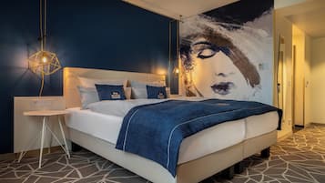 Ropa de cama de alta calidad, caja fuerte, cortinas opacas