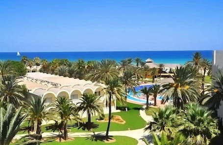 Exterior. Marhaba Club
