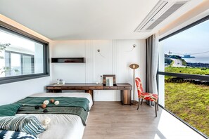 Premium-Suite (24) | 2 Schlafzimmer, hochwertige Bettwaren, individuell eingerichtet