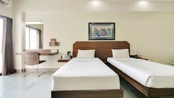 Classic Room, City View | Egyptian cotton sheets, premium bedding, memory-foam beds, in-room safe
