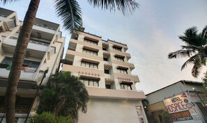 Front of property - Hotel Hospice (Surat)