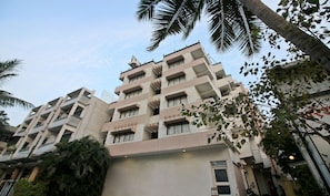 Front of property - Hotel Hospice (Surat)