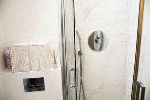 Hair dryer, towels