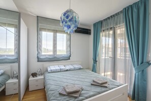 Basic Apartment, Multiple Beds, Sea View - Tivat Apartments (Tivat)