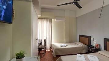 Minibar, iron/ironing board, free WiFi, bed sheets