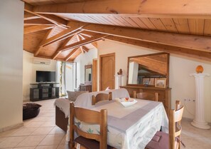 In-room dining - Albero Pool Apartments (Zakynthos)