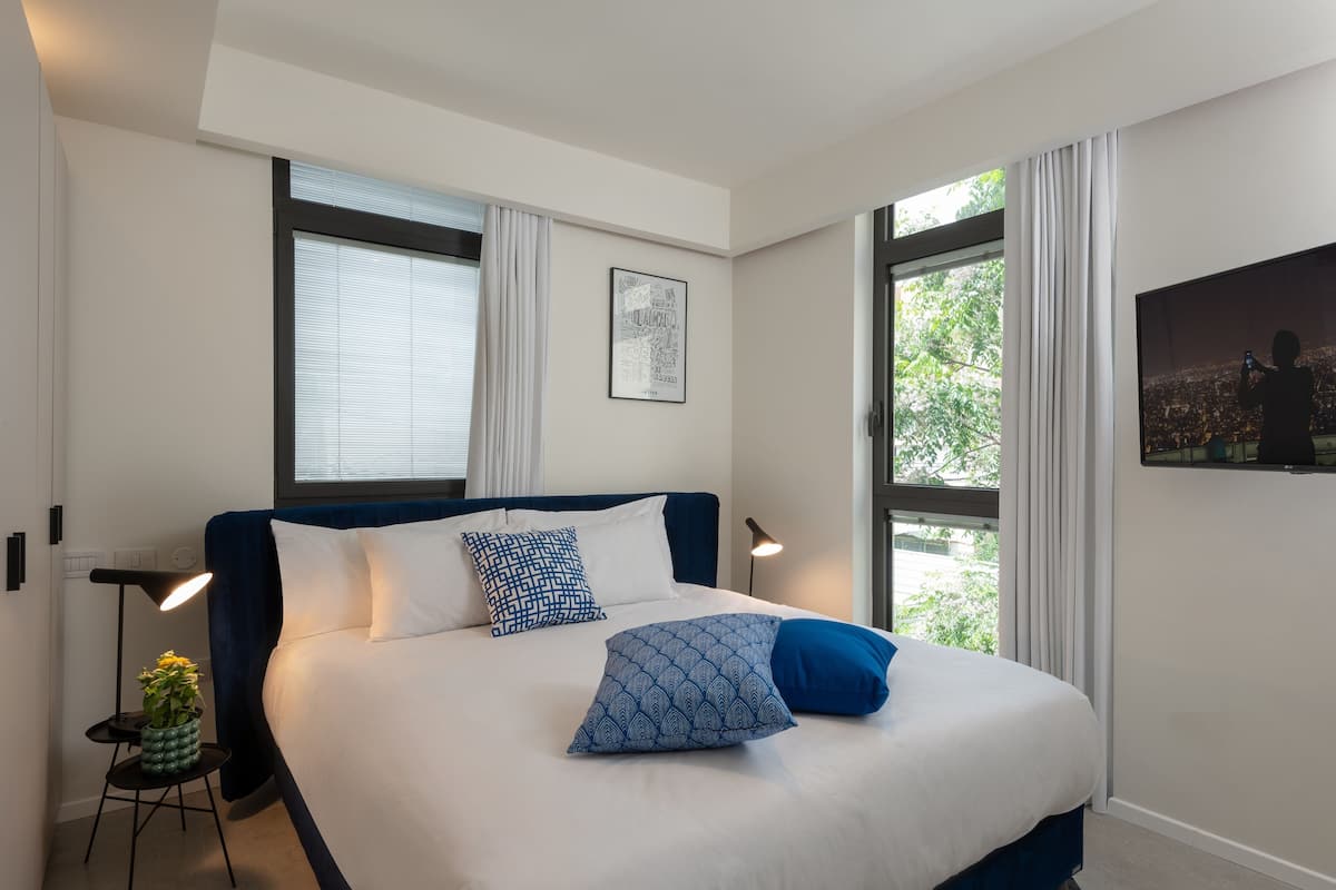 Apartment, 2 Bedrooms, Balcony | Egyptian cotton sheets, premium bedding, in-room safe