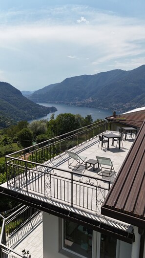 Room - B&B Le Magnolie (Faggeto Lario)