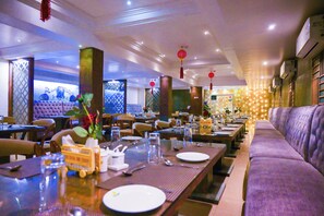 Restaurant - Hotel Radhika Regency (Rourkela)