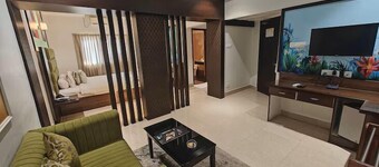 Hotel Radhika Regency