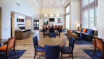 Gratis morgenmadsbuffet hver dag