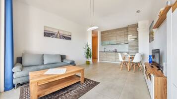 Apartment (9E/40) | Individuell dekoriert, individuell eingerichtet