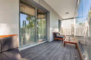 Apartment (9A/5) | Individually decorated, individually furnished, laptop workspace