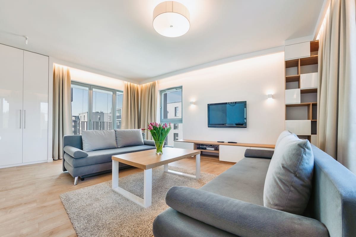 Apartment (9B/22) | Laptop workspace, iron/ironing board, WiFi (free)