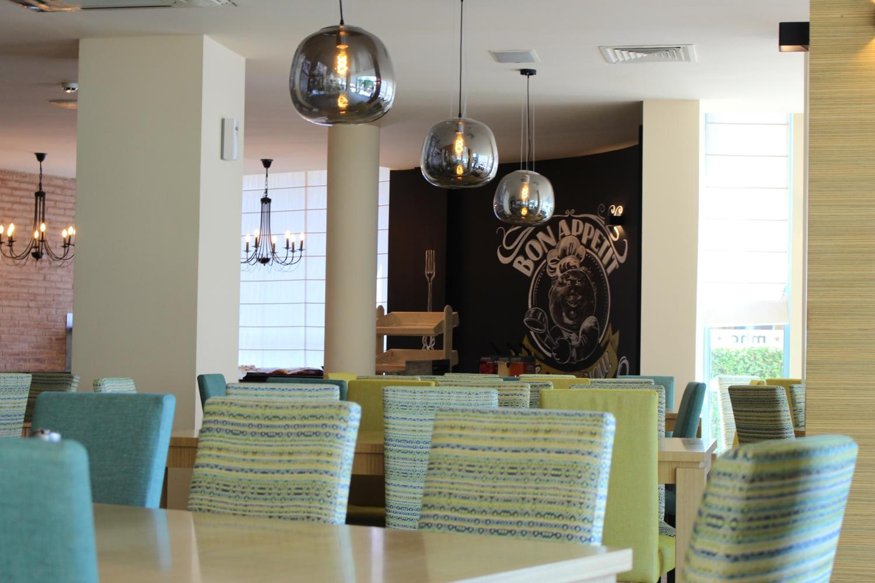 Photo - Aparthotel Marina Holiday Club - All Inclusive & Free Parking