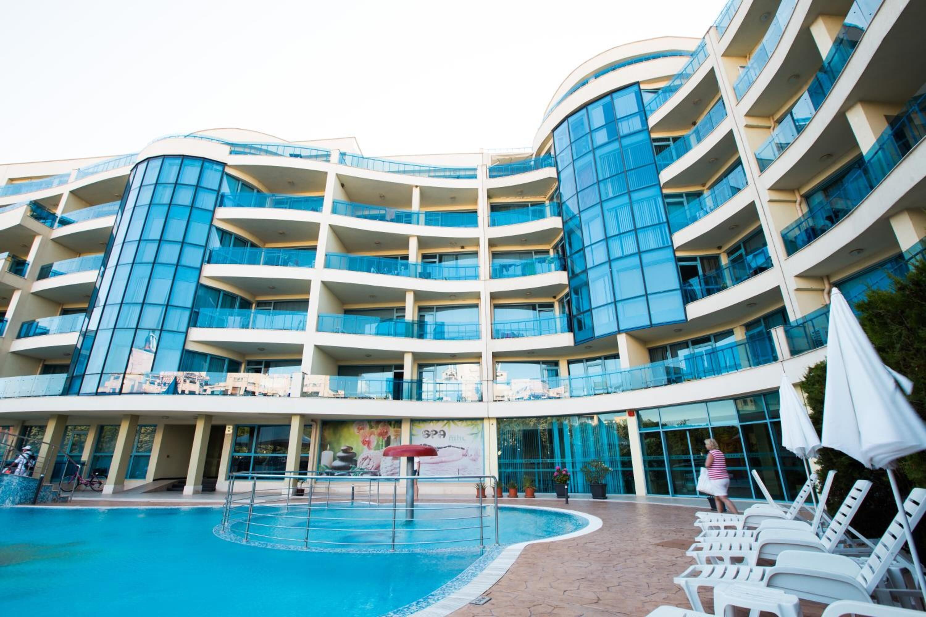Photo - Aparthotel Marina Holiday Club - All Inclusive & Free Parking