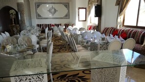 Café da manhã, almoço e jantar