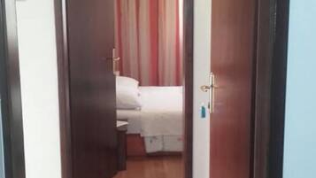 Leilighet, 2 soverom | Oppholdsområde | Flatskjerm-TV