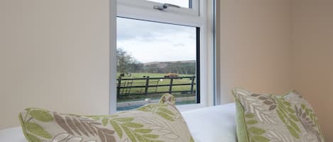 Double or Twin Room, Accessible | Desk, laptop workspace, free WiFi, bed sheets