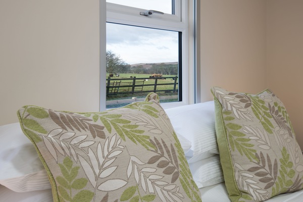 Double or Twin Room, Accessible | Desk, laptop workspace, WiFi (free), bed sheets